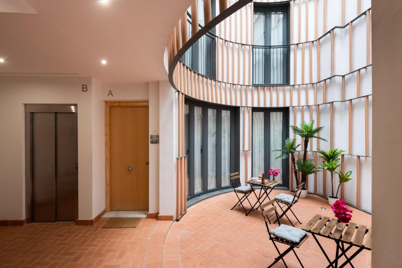 Avanti Clavel, La Terraza Te Conquistara Seville Exterior photo