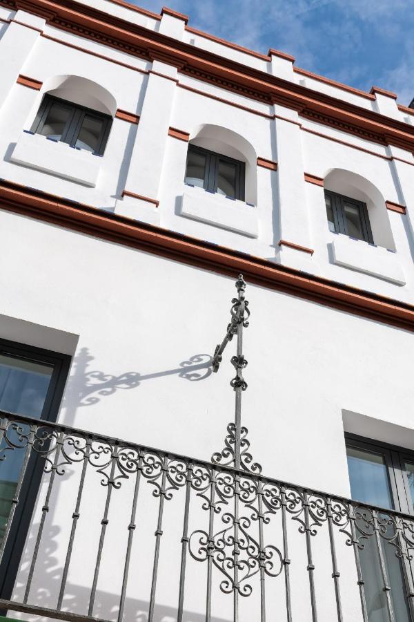 Avanti Clavel, La Terraza Te Conquistara Seville Exterior photo